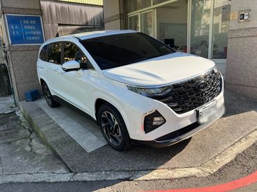 Hyundai CUSTIN 七人座租車 台中