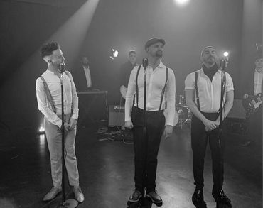 Live jazz, swing, cover band, jazz band, swing show, theatre, art, music, vintage, American, songs