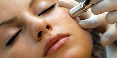 MICRODERMABRASION IN YORKVILLE
PETALS YORKVILLE BEAUTY BROW AND LASH BAR