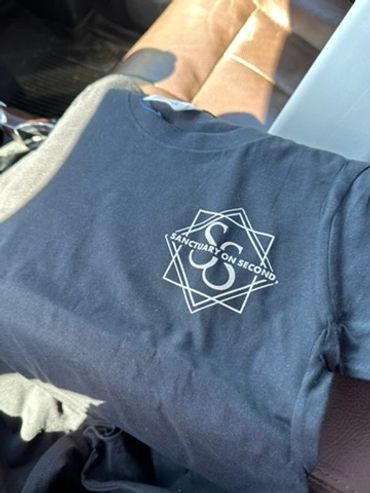 digital designs for business merch, t-shirts, logos, graphic design