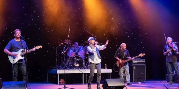 folk music Band on stage