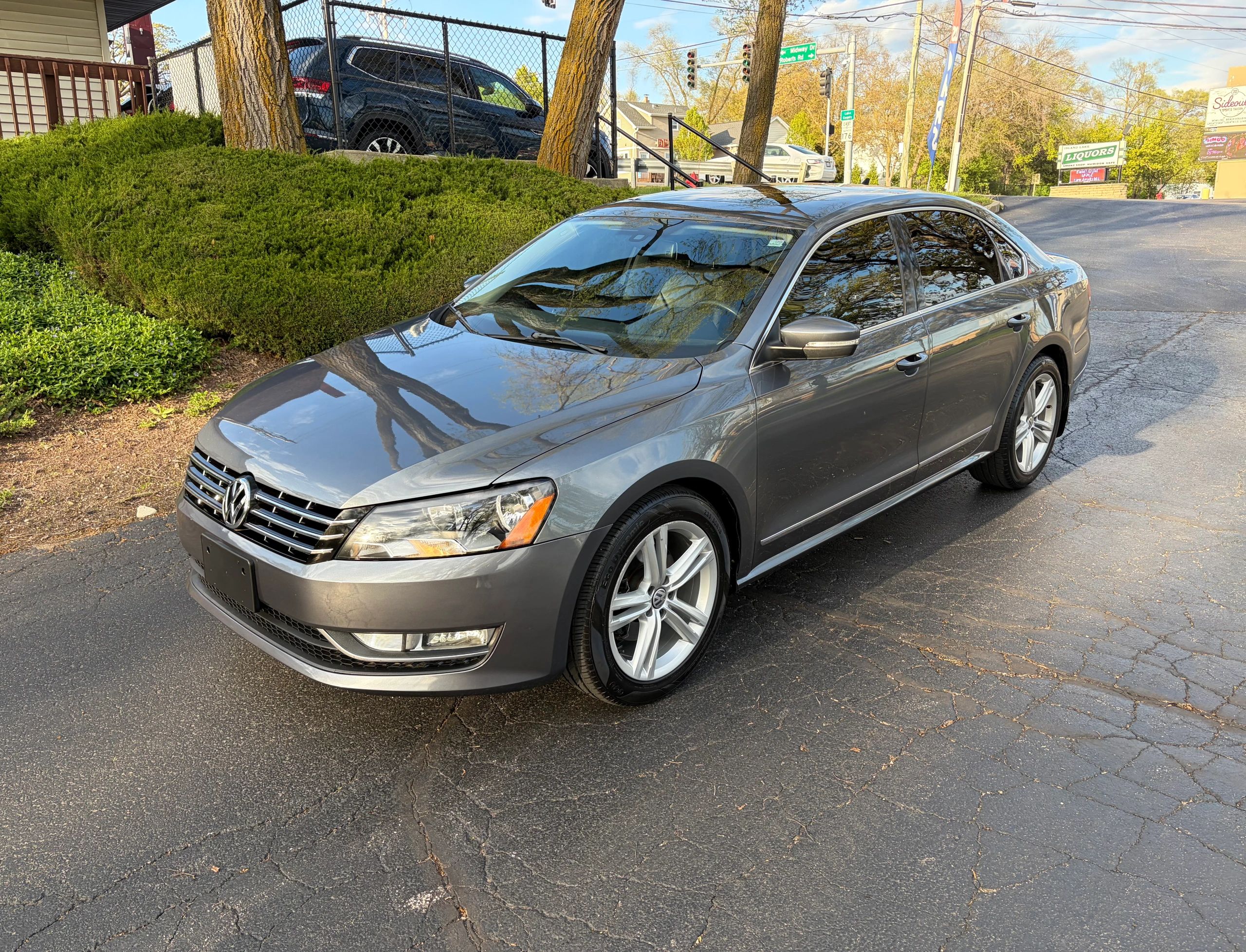2014 Volkswagen Passat 2.0L SEL Premium TDI's photo