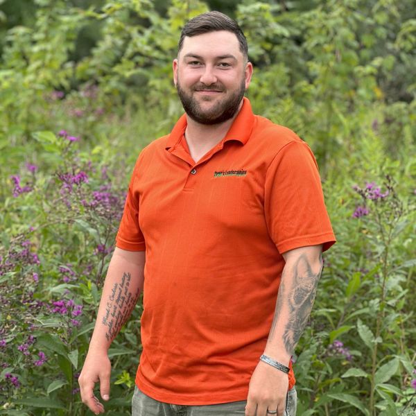 Landscape Maintenance, spring cleanups, mulching, lawn mowing in Delaware ohio