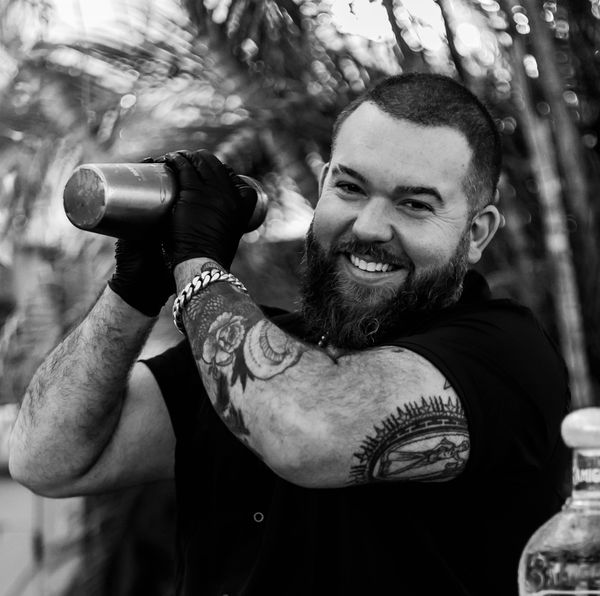 South Florida mobile Bartender serving Miami, Florida West Palm Beach, Florida.