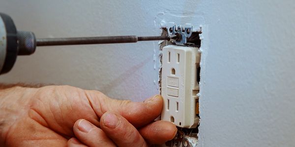 Outlet install 