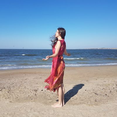 Stembevrijding, vrije zelfexpressie, stemexpressie, zangtherapie, klinken, mantrazingen, stemwerk