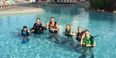 OPEN WATER DIVER
Take the plunge and get certified today!
