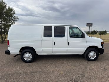 2014 Ford E-Series Econoline Van Commercial