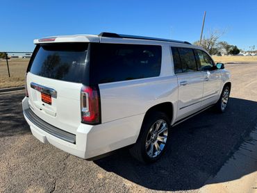 2018 GMC Yukon XL Denali photo 7