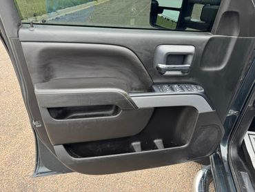 2019 Chevrolet Silverado 2500HD LT - Photo 14