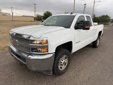 2019 Chevrolet Silverado HD's photo
