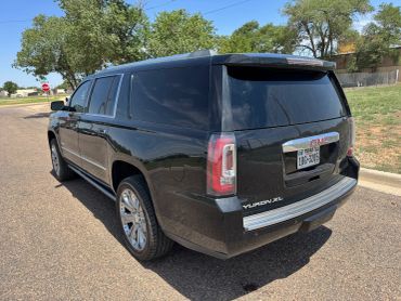 2015 GMC Yukon Denali 2WD's photo