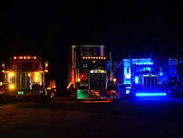 Electrical lighting on trucks