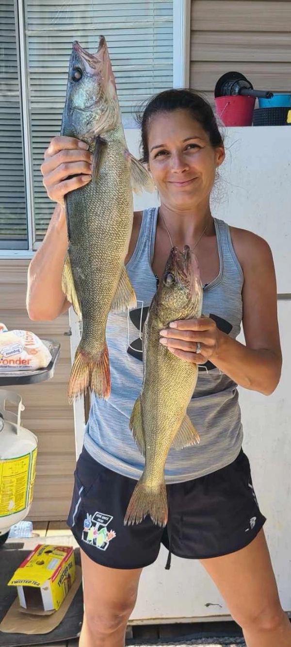 Girls fish too, walleye fishing pickerel fishing