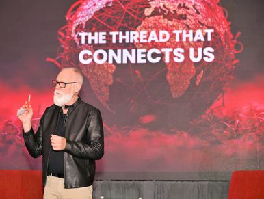 Keynote "The Thread That Connects Us"
Keynote Speaker Bevan Bloemendaal