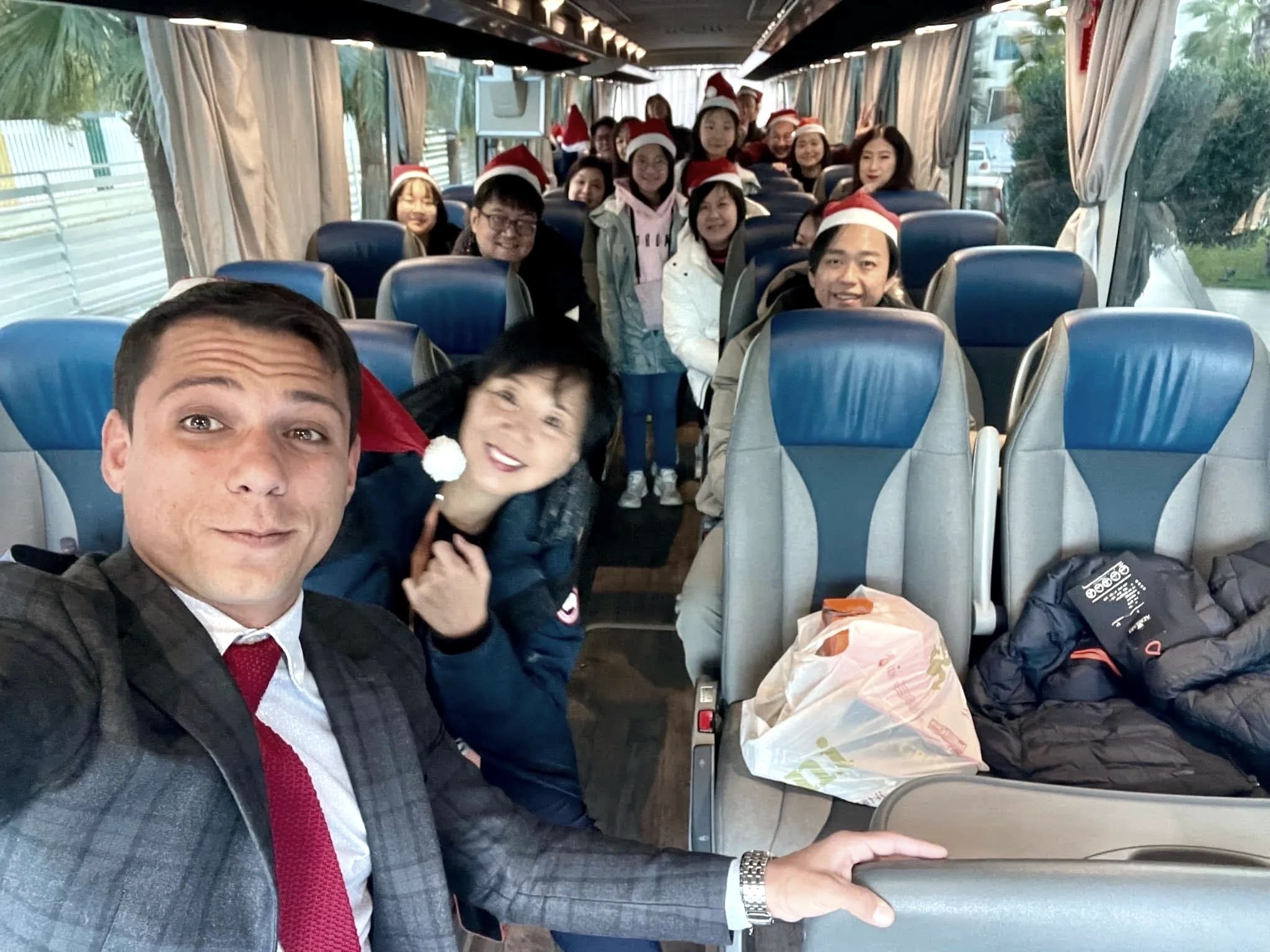 natale 2024 2025 alessandro pascazio giacinto clienti cinesi asia in bus setra 515 group tour gruppob