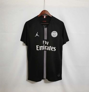 PSG 18/19 THIRD BLACK
Available in size S, M, L, XL, XXL