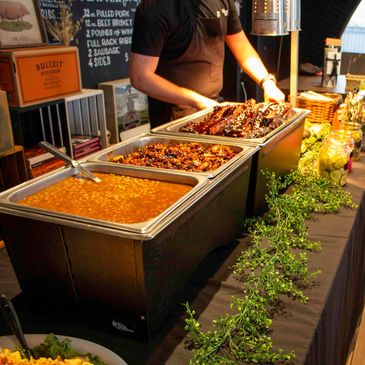 Hank Daddy's BBQ does full-service BBQ catering for TV and film productions across Toronto.