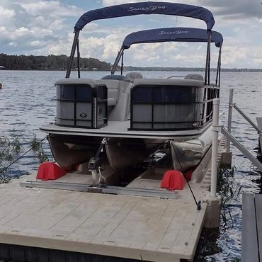 Pontoon on Wave Armor Port