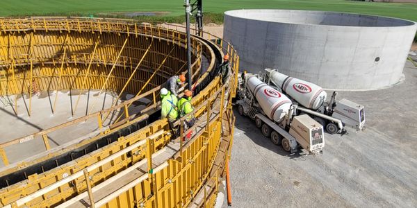 Pouring walls on an Anaerobic Digester Tank - JP TANK, INC.