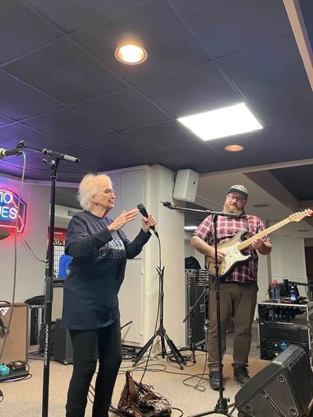 January 2025 MO Blues monthly jam at the Jefferson City Eagles Club.
Musicians on stage playing.