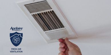 Model 8140 Ventilator