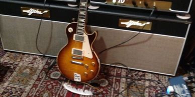 High-end Luthier services for your vintage telecaster, stratocaster, Les Paul, Rickenbacker, Gibson.