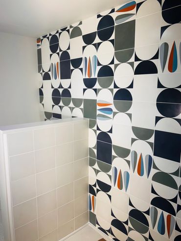 Mid-Century modern bathroom, Zia wall tile