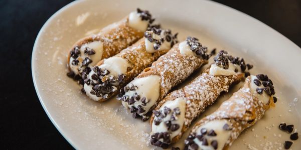 delicious cannoli with chocolate chips