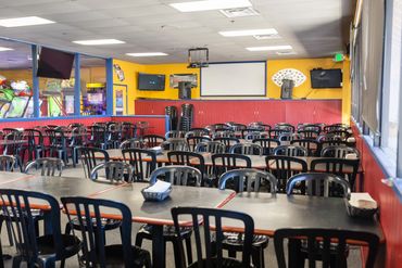 My Buddies Pizza dining tables and chairs