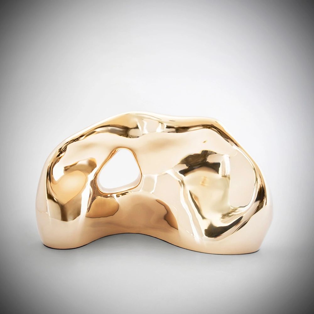 Polished bronze sulpture