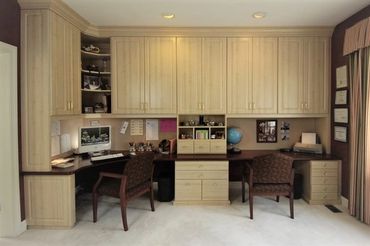 Home Office need updating and organized ? This design and many others to update your workspace.