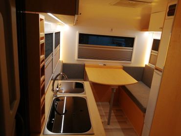 ultra lüx karavan
çekme karavan
4 kişilik karavan
750 kilo altı karavan
karavan imalatı