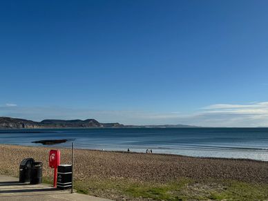 Picture of Lyme Regis beach