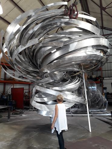 "Thunderdome" by Alice Aycock.
Fabrication and installation by EES Design Studio.