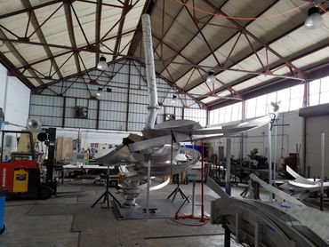 "Toronto Twister" by Alice Aycock.
Fabrication and installation by EES Design Studio.