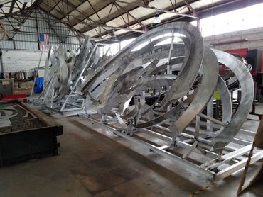 "Toronto Twister" by Alice Aycock.
Fabrication and installation by EES Design Studio.