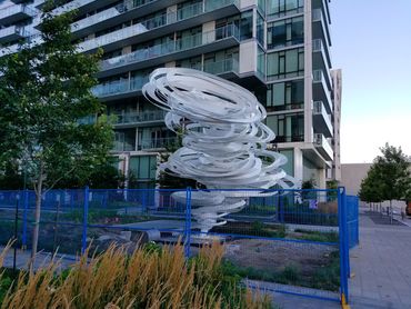 "Toronto Twister" by Alice Aycock.
Fabrication and installation by EES Design Studio.