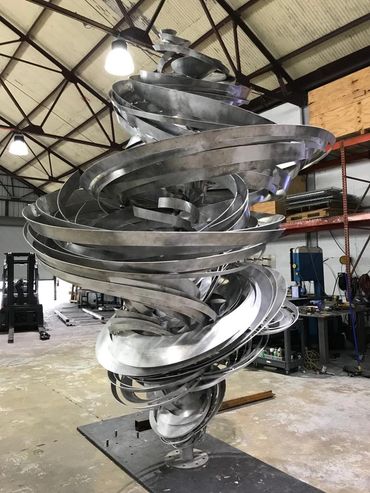 "Twister Grande (Tall)" by Alice Aycock.
Fabrication and installation by EES Design Studio.