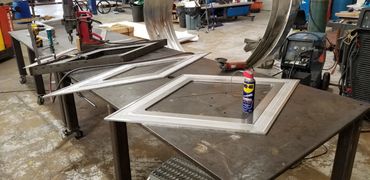 "Euclid" by Jen Lewin in Norwalk, Connecticut, US
Metal Frame Fabrication by EES Design Studio.