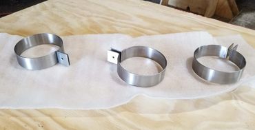 "Flow" by Jen Lewin in Honolulu, Hawaii, US
Metal Collar Fabrication (PC: EES Design Studio)