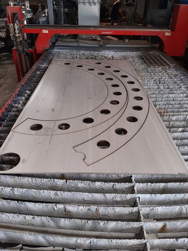 "Helix" by Jen Lewin in Doral, Florida, US
Sculpture Fabrication (PC: EES Design Studio)