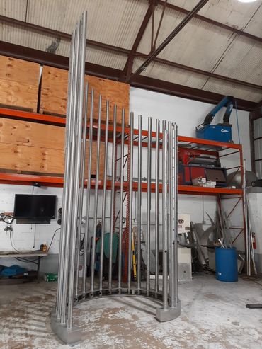 "Helix" by Jen Lewin in Doral, Florida, US
Sculpture Fabrication (PC: EES Design Studio)