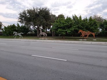 "Silhouette Herd" by Wendy Klemperer in Davie, Florida, US
Sculpture Fabrication and install by EES