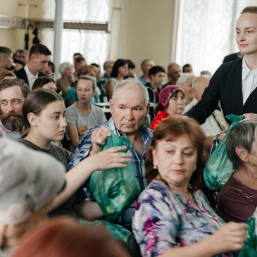 Agape Ministries of Ukraine feeds orphans widows elderly in rural Ukraine www.DonateToUkraine.org