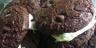 Fudge brownie cookie with roasted marshmallow filling