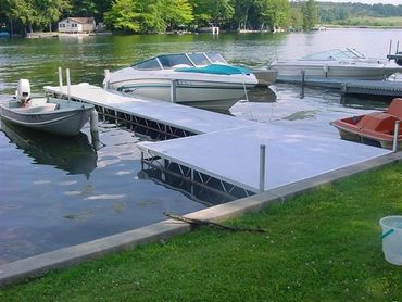 8' x 8' Patio with 24' Rolling Dock