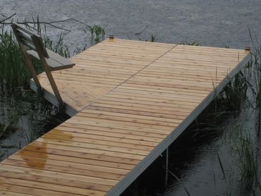 Aluminum Shoreside dock with Cedar Decking and Bench