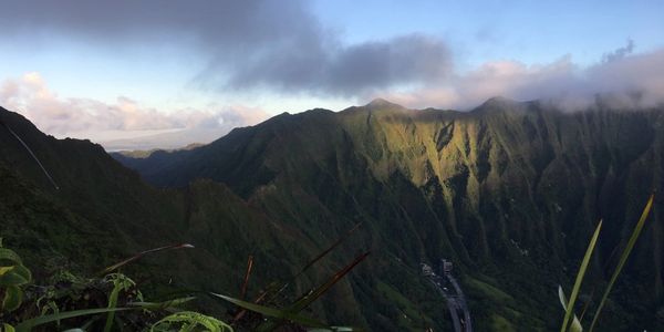 sunrise hiking the haiku stairs HI