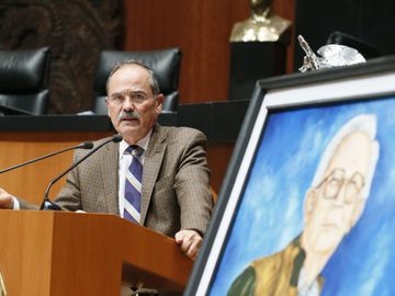 Senador Gustavo Madero recuerda a Heberto Castillo en su aniversario luctuoso 22